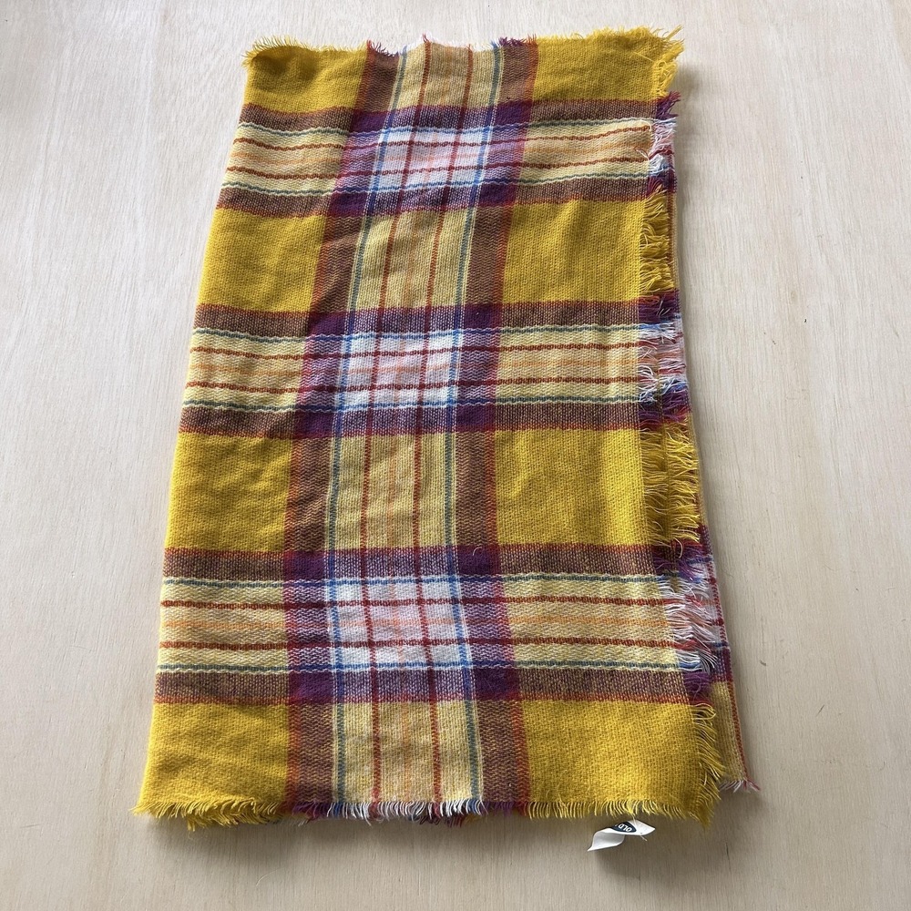 Old Navy Rectangle Scarf Womens One Size Yellow Plaid Flannel Fringe Fall Winter